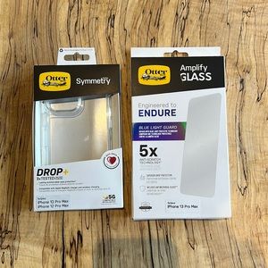 BRAND NEW IN BOX. Otterbox screen protector and case to fit iPhone 13 pro max